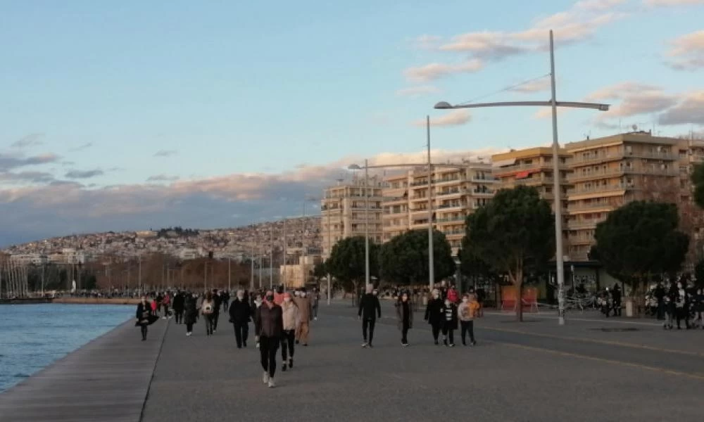 Παπαϊωάννου: Στα επίπεδα Οκτωβρίου η Θεσσαλονίκη - Ανοιγμα αγοράς-σχολείων και διαδηλώσεις αύξησαν το ιικό φορτίο